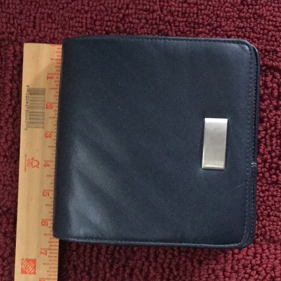 Navy Crossbody bag - Picture 6 of 6